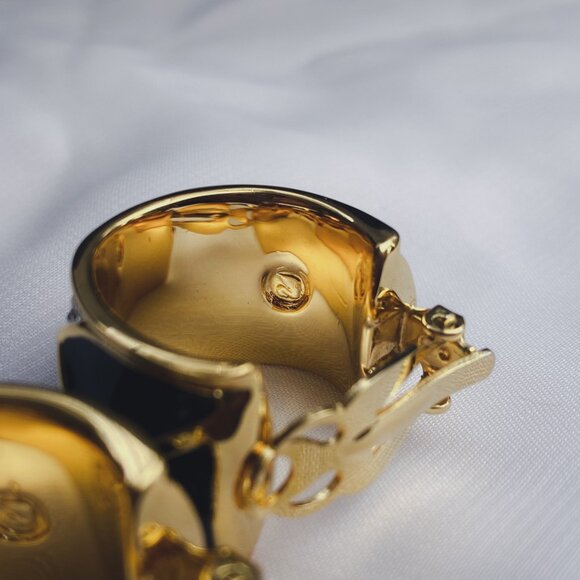 Vintage Swarovski Chunky Black Enamel Rhinestone Gold Half Hoop Clip Earrings - Picture 9 of 12